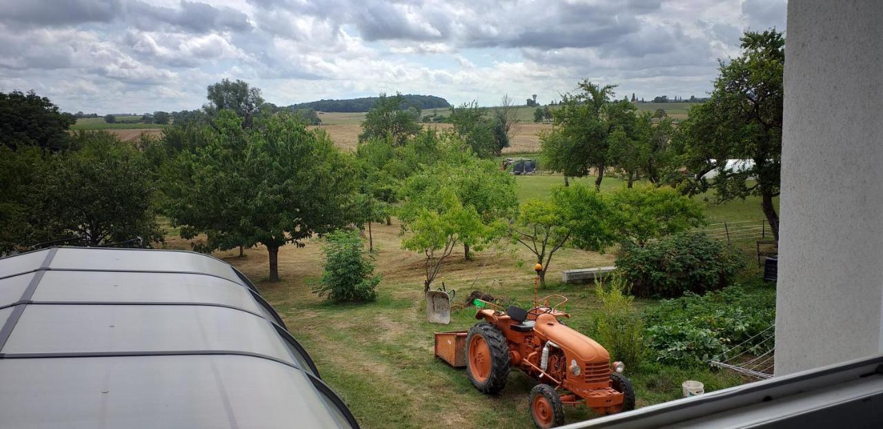 Les Gremilles Bed and Breakfast Bassoncourt Exteriör bild